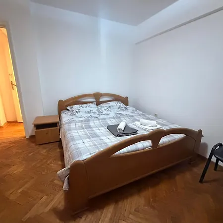 Stylish Escape Calea Victoriei Apartment Bucharest